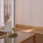 Elegancia Luz Y Calidez - Apto 3 By Apartament