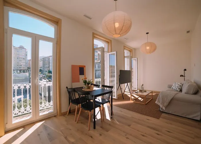 Elegancia Luz Y Calidez - Apto 3 By * Βίγκο