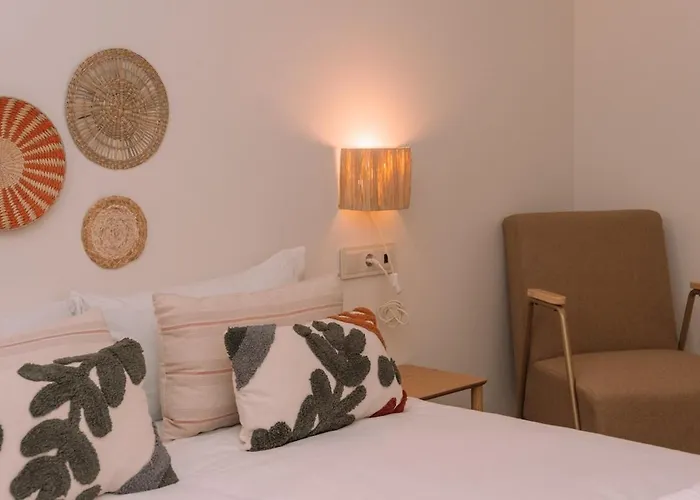 Elegancia Luz Y Calidez - Apto 3 By